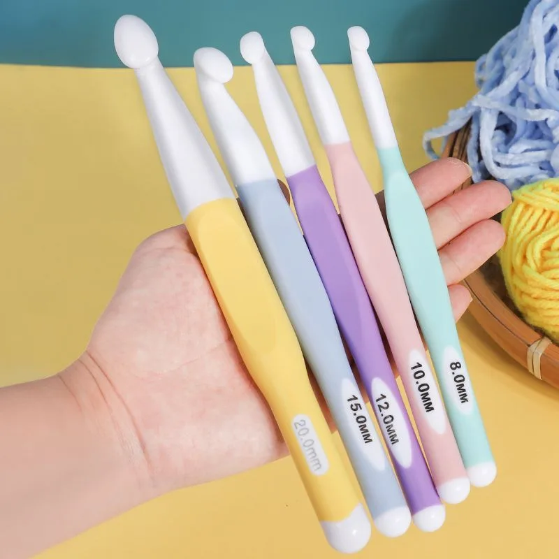 Large Soft-Grip Dual-Color Crochet Hooks - Image 3